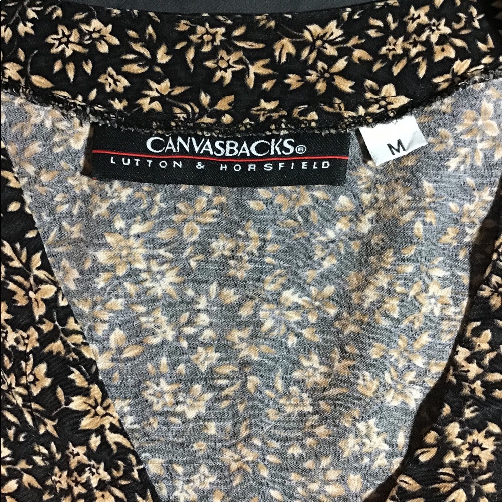 Women’s Canvasbacks button down - Picture 4 of 5